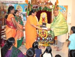 gita-jayanthi-celebrations-2013-006a