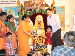 gita-jayanthi-celebrations-2013-007