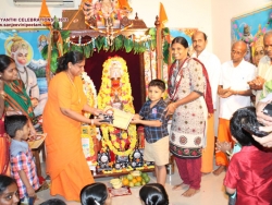 gita-jayanthi-celebrations-2013-008